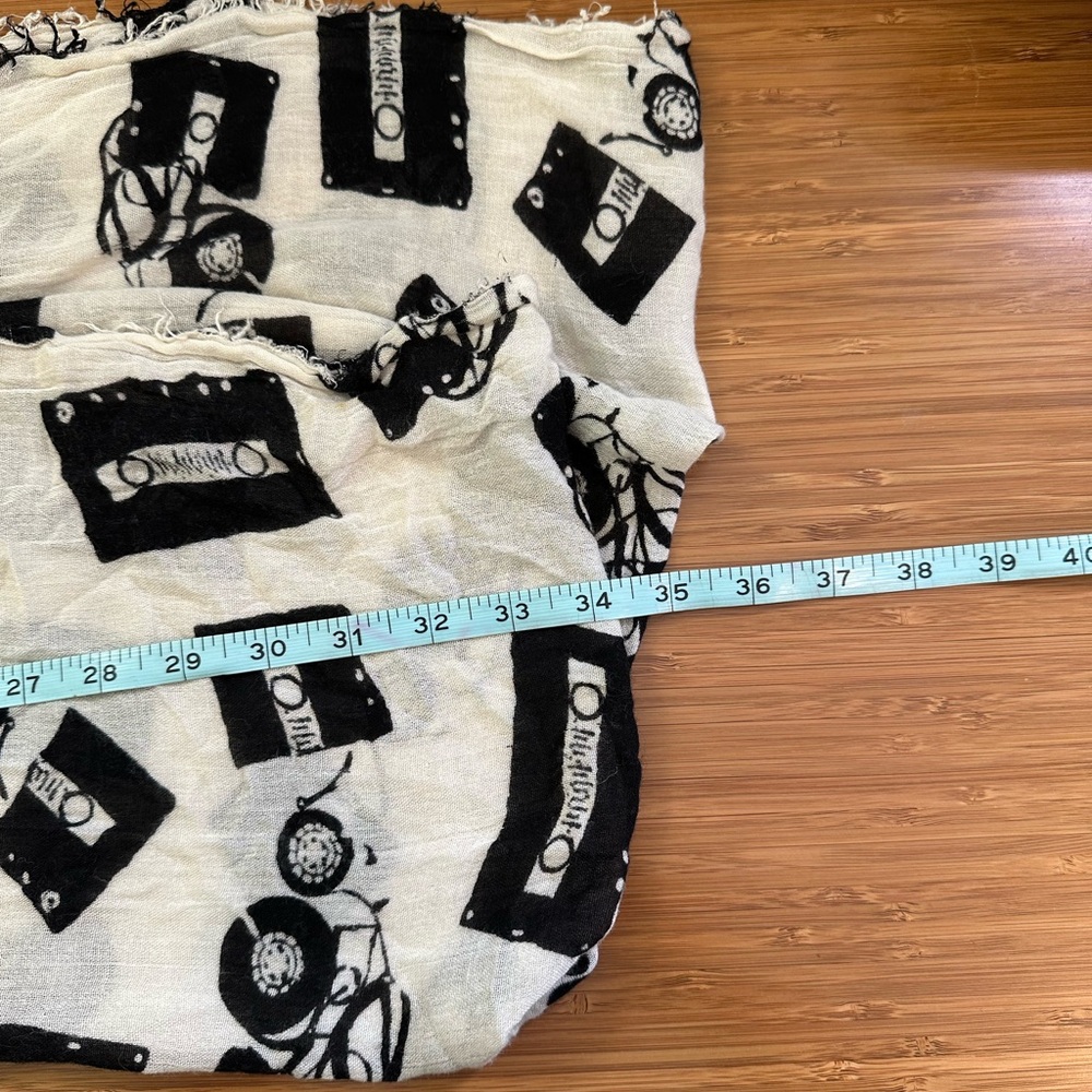 Infinity Scarf Cassette Tape Pattern - Picture 3 of 3